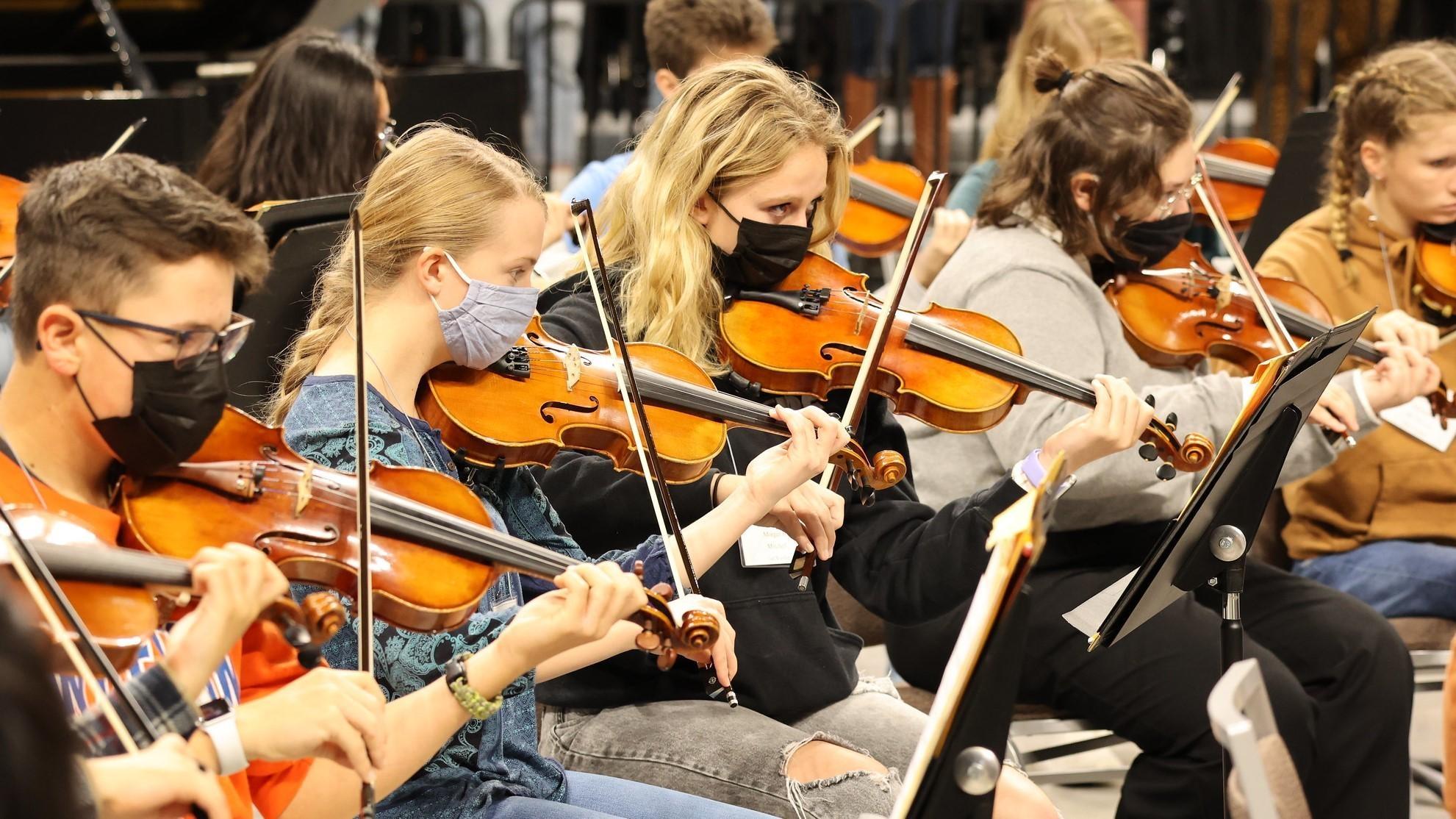 HS Chorus and Orchestra Pix